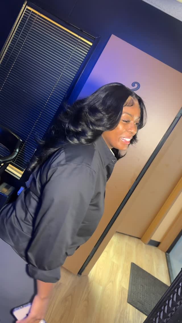 Post 5 by kia moss on Instagram (video)