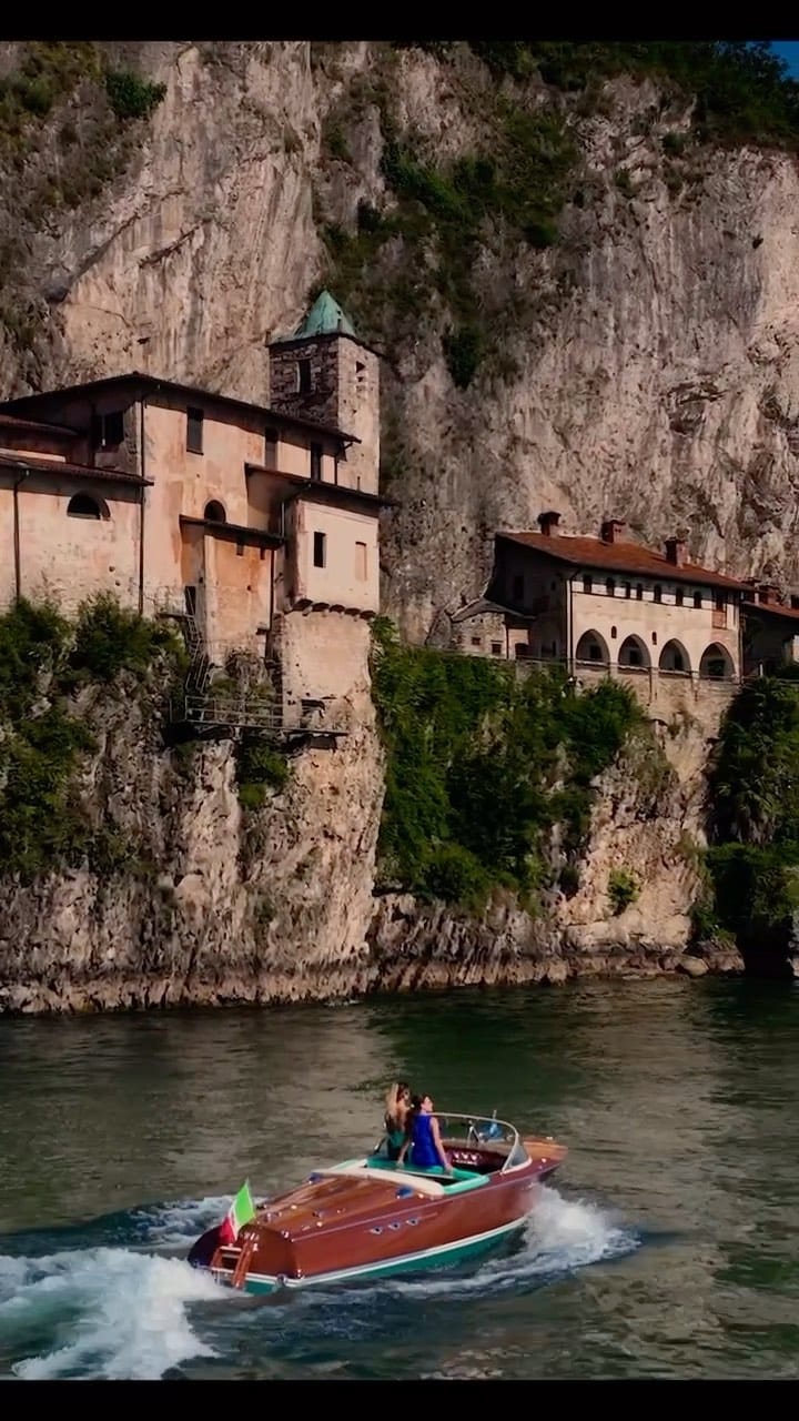 Post 10 by Melissa Leung on Instagram (video)