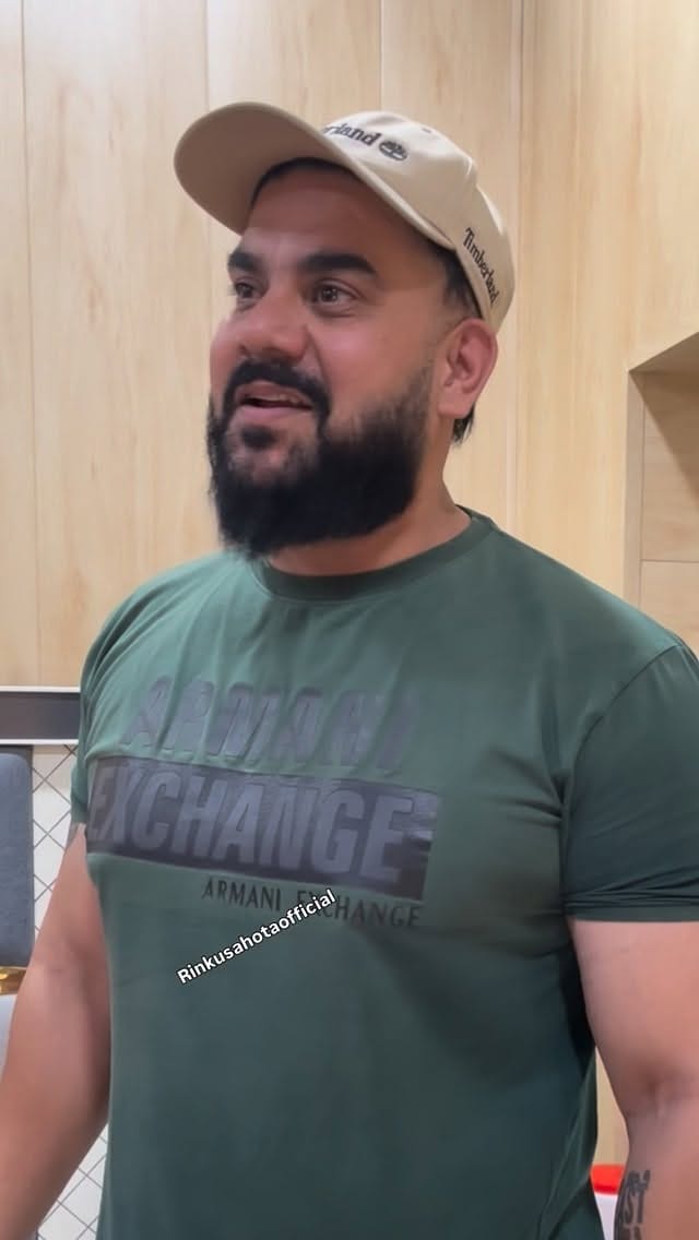 Post 4 by Rinku Sahota on Instagram (video)
