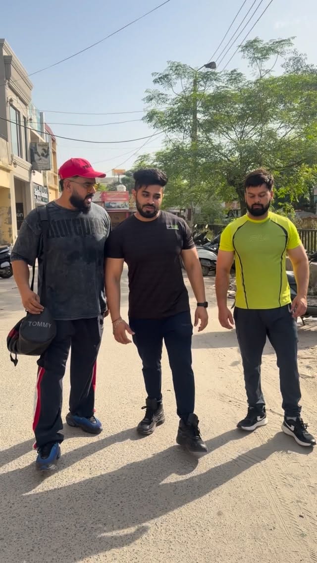 Post 10 by Rinku Sahota on Instagram (video)