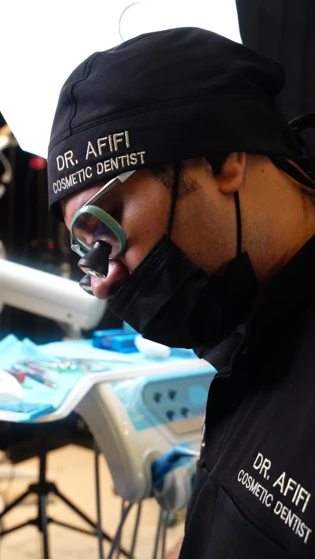 Post 4 by Dr.Mohamed Afifi | Cosmetic Dentist | DUBAI on Instagram (video)