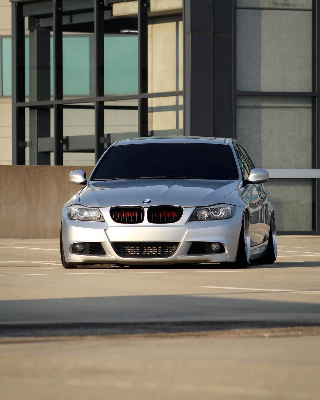 Post 9 by @n55_335 on Instagram (image)