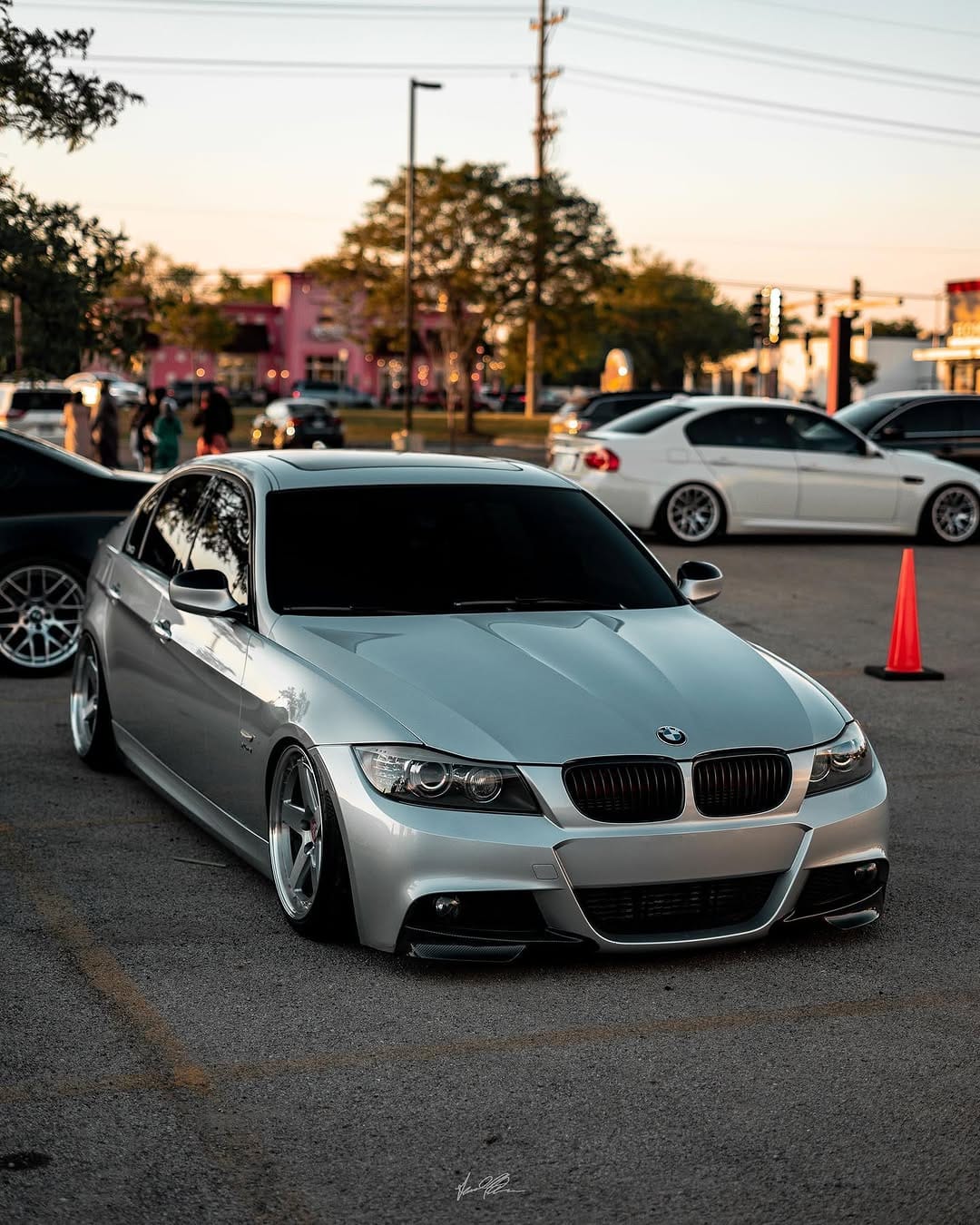 Post 5 by @n55_335 on Instagram (image)