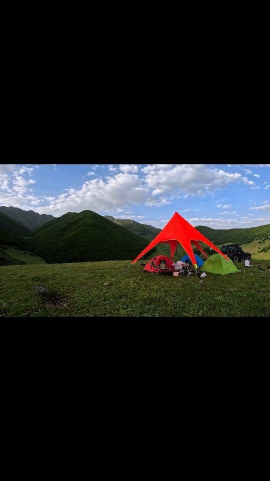 Post 3 by Reza Bidari on Instagram (video)