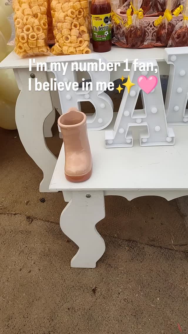 Post 7 by Cotton Ailyn on Instagram (video)