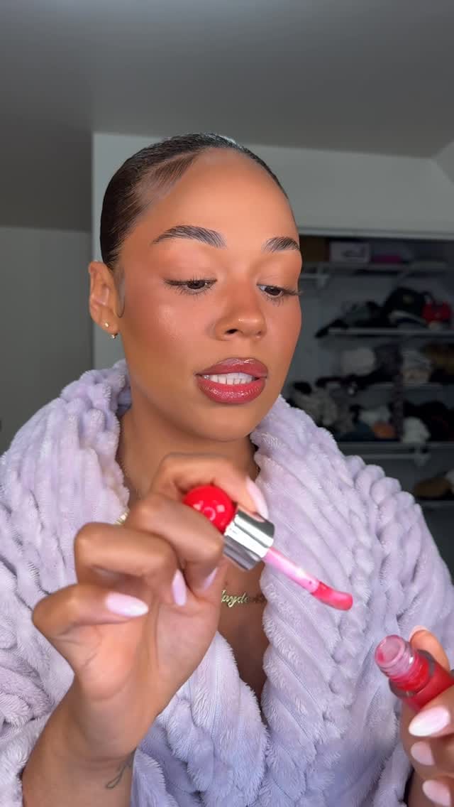 Post 5 by Mariah Noel on Instagram (video)