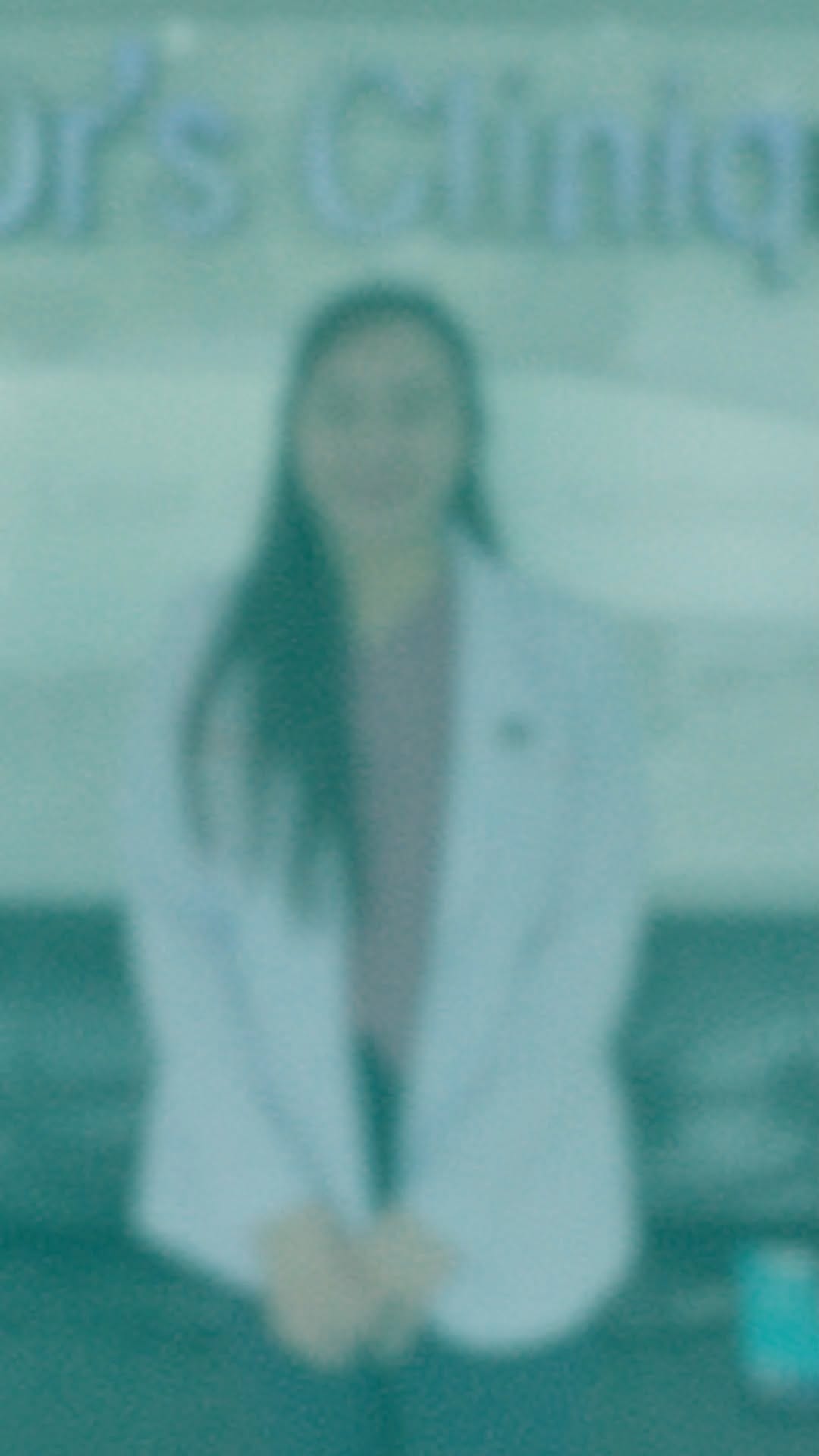 Post 2 by dr. Nina Andriana M.biomed, M.kes, M.hum on Instagram (video)