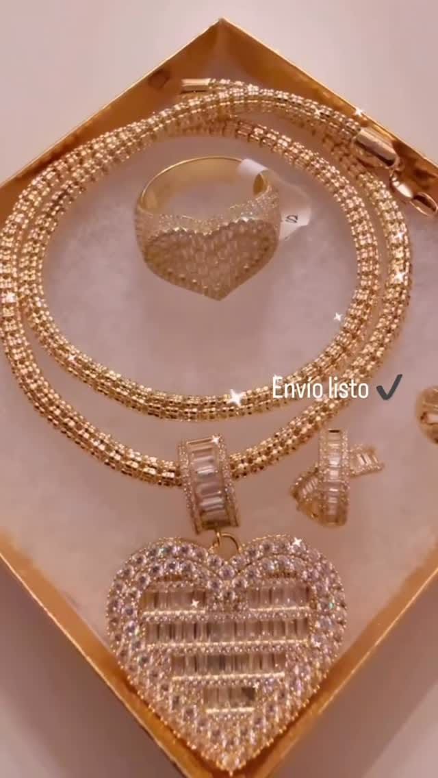 Post 4 by Angely Valdez on Instagram (video)