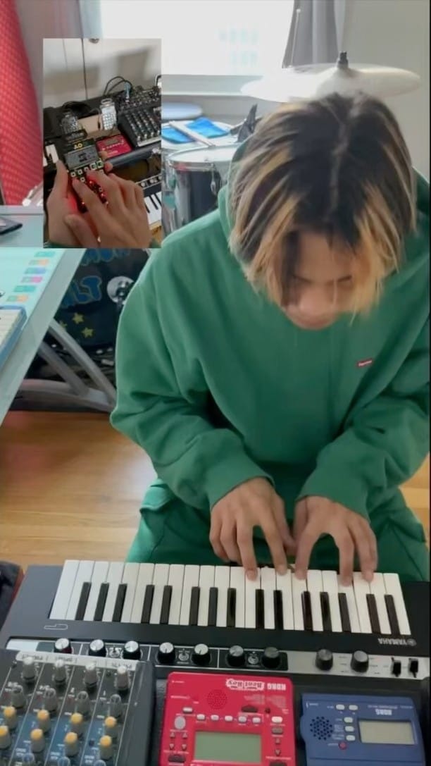 Post 6 by ✨ Ｅ Ｕ Ｊ Ｉ ✨ 정우진 ✨ on Instagram (video)