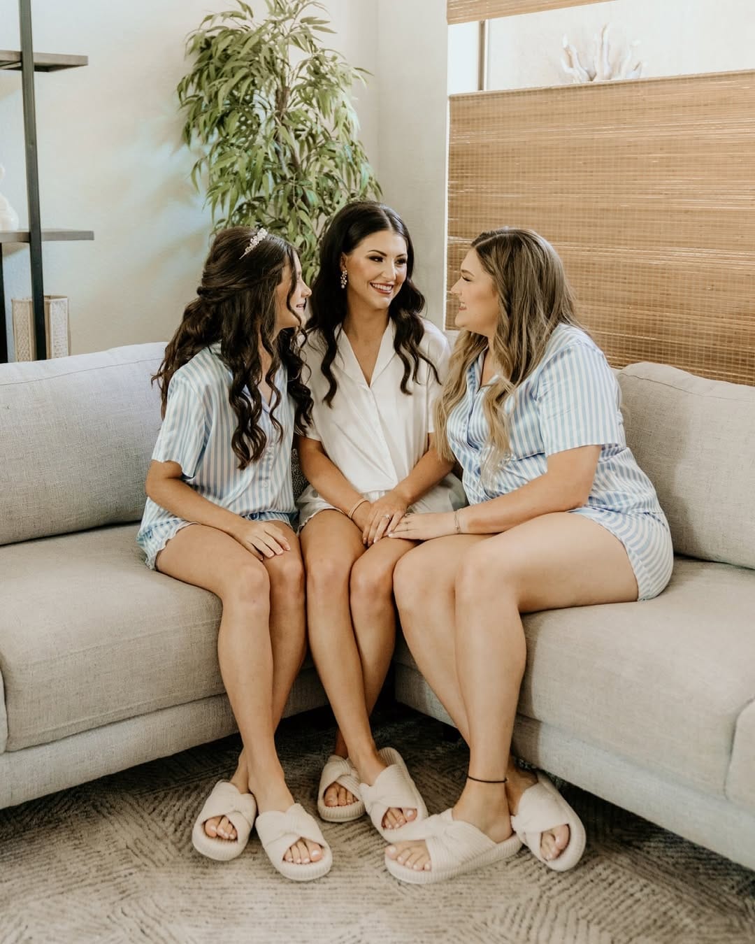 Post 4 by Let’s Knot and Say We Did on Instagram (carousel)