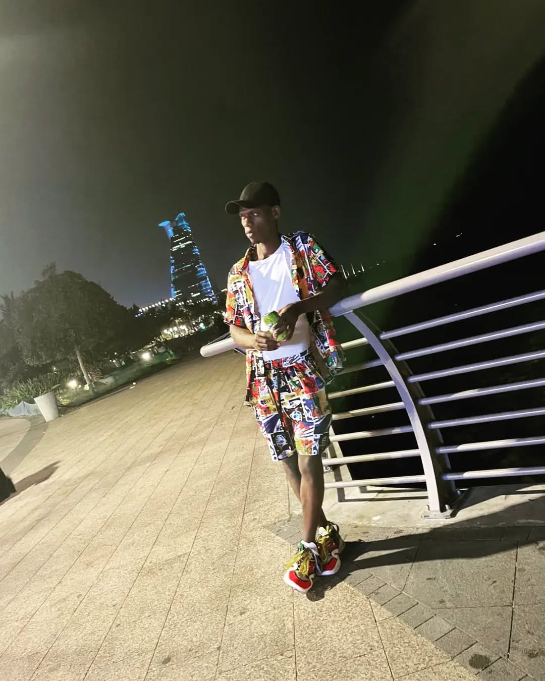 Post 9 by Zeus Swaleh Trewals on Instagram (carousel)