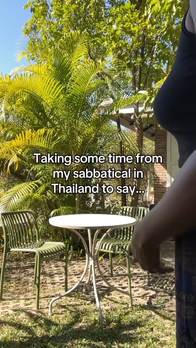 Post 3 by ABI SALAMI | VISUAL ARTIST on Instagram (video)