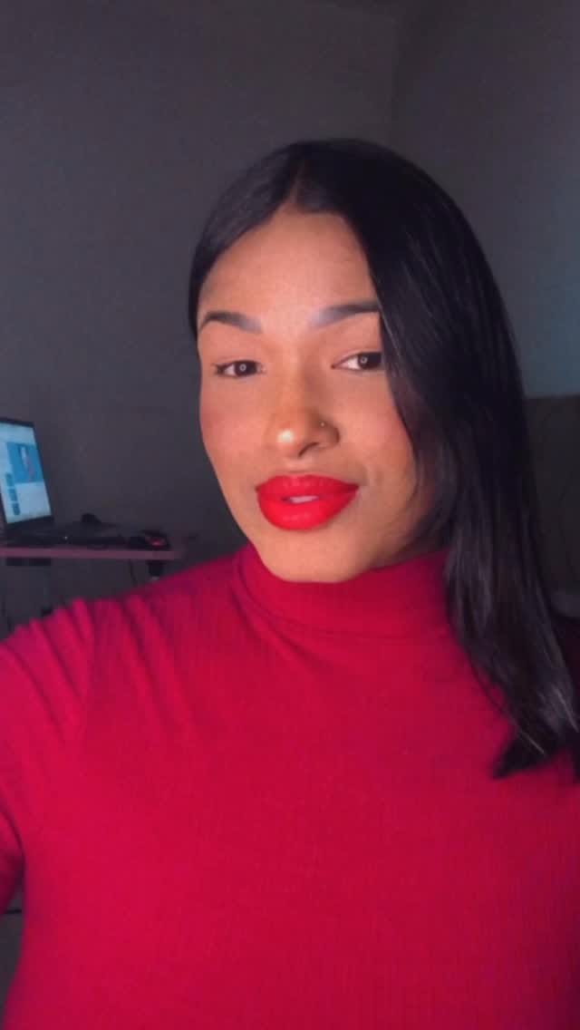 Post 2 by STEPHANY QUEIROZ on Instagram (video)