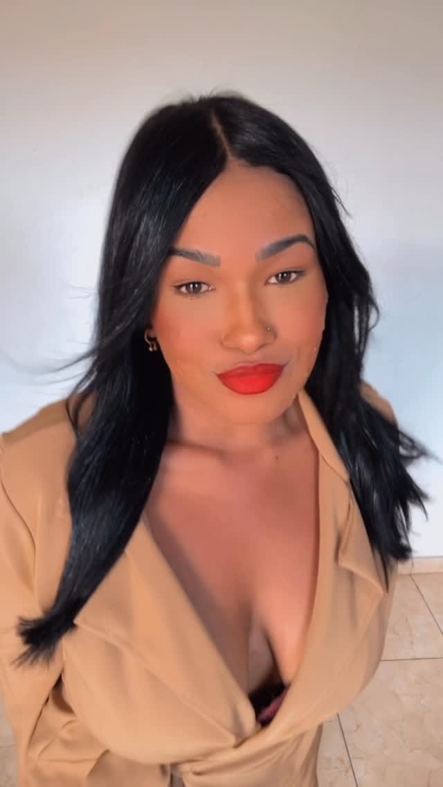 Post 8 by STEPHANY QUEIROZ on Instagram (video)