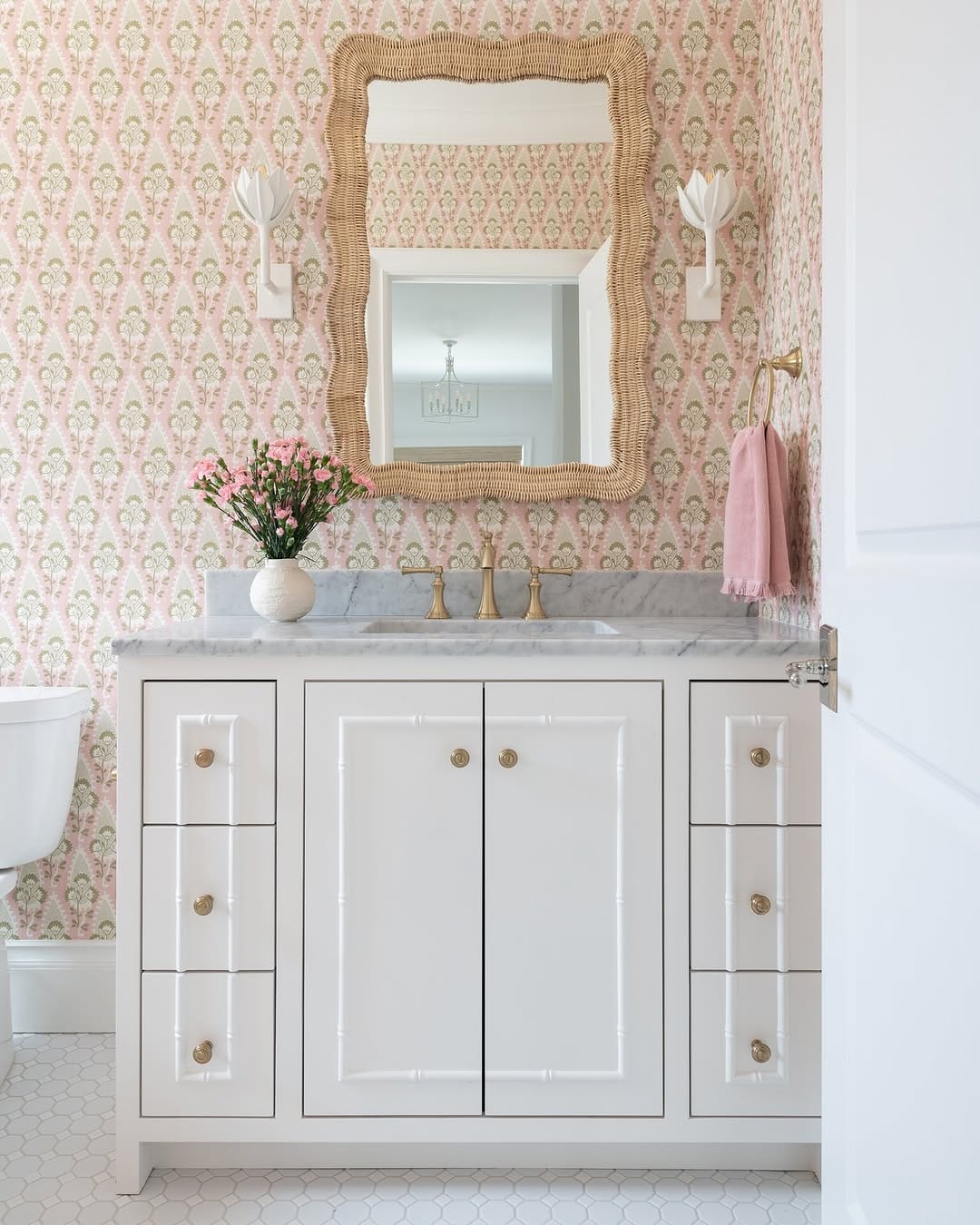 Post 9 by Ashleigh Graber Design | Dallas Interior Designer on Instagram (carousel)