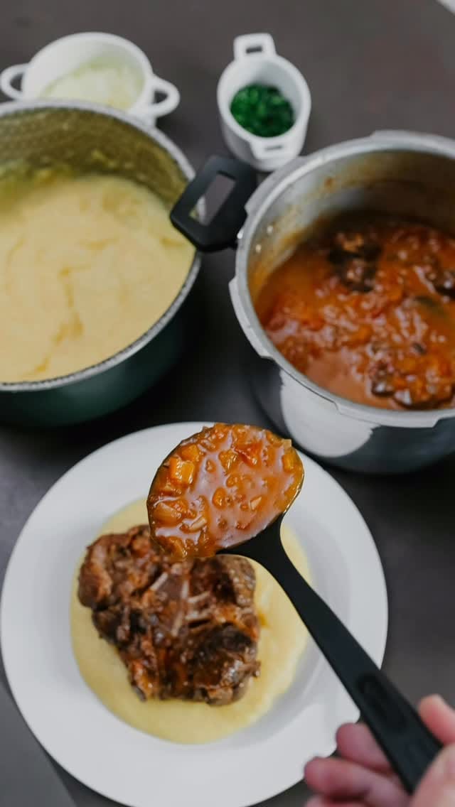 Post 4 by Bielina’s Catering and Services on Instagram (video)