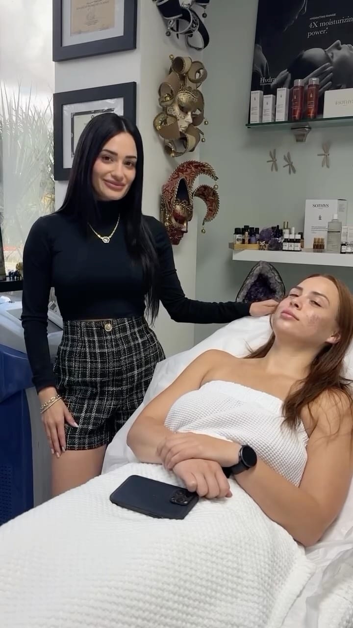 Post 6 by @facesbymna on Instagram (video)