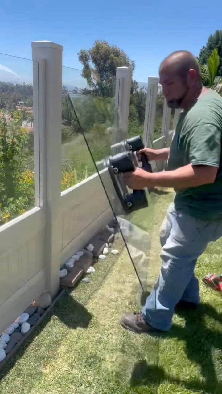 Post 8 by Vinyl Pro Fence on Instagram (video)