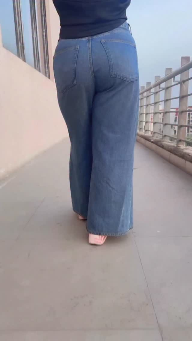 Post 7 by Sakshi Thakur on Instagram (video)