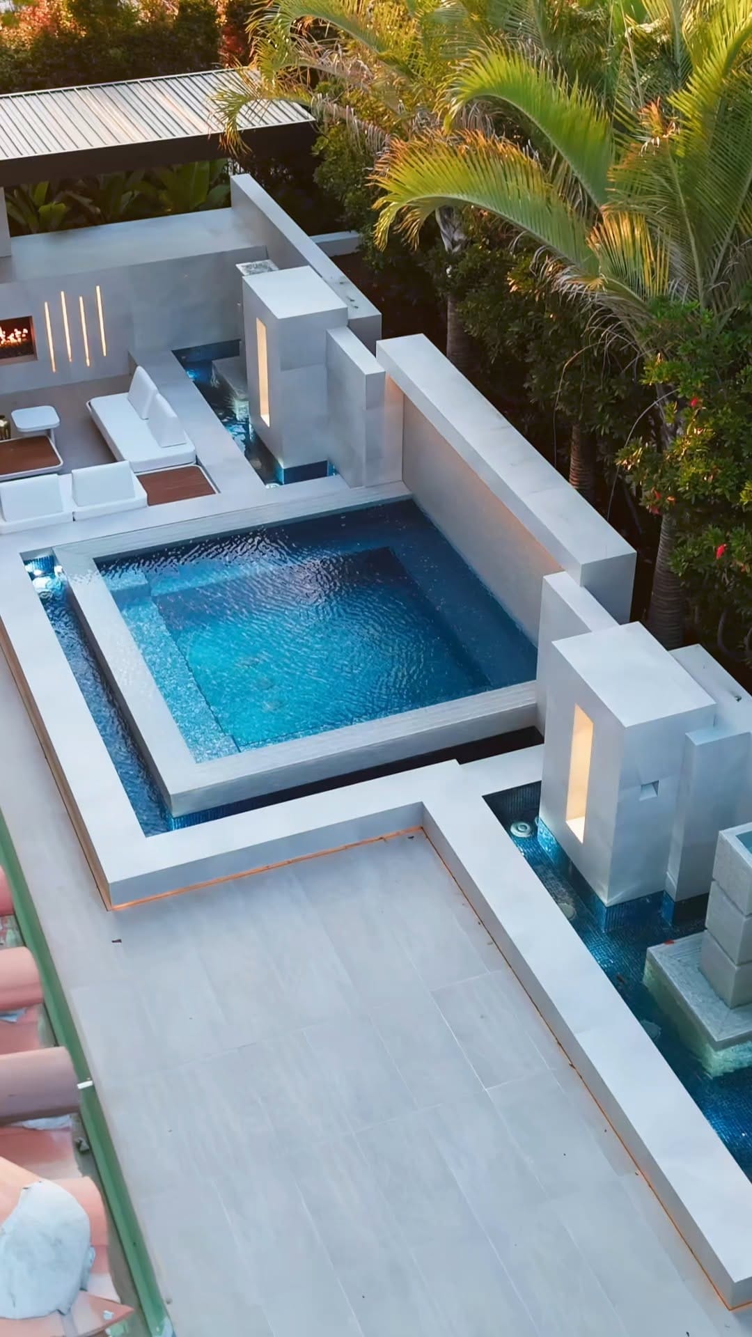 Post 1 by AQUAGREEN POOL & LANDSCAPES on Instagram (video)