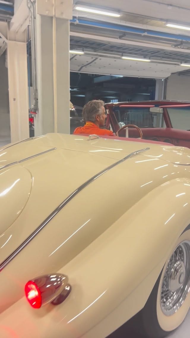 Post 8 by Paulo Figueiredo on Instagram (video)