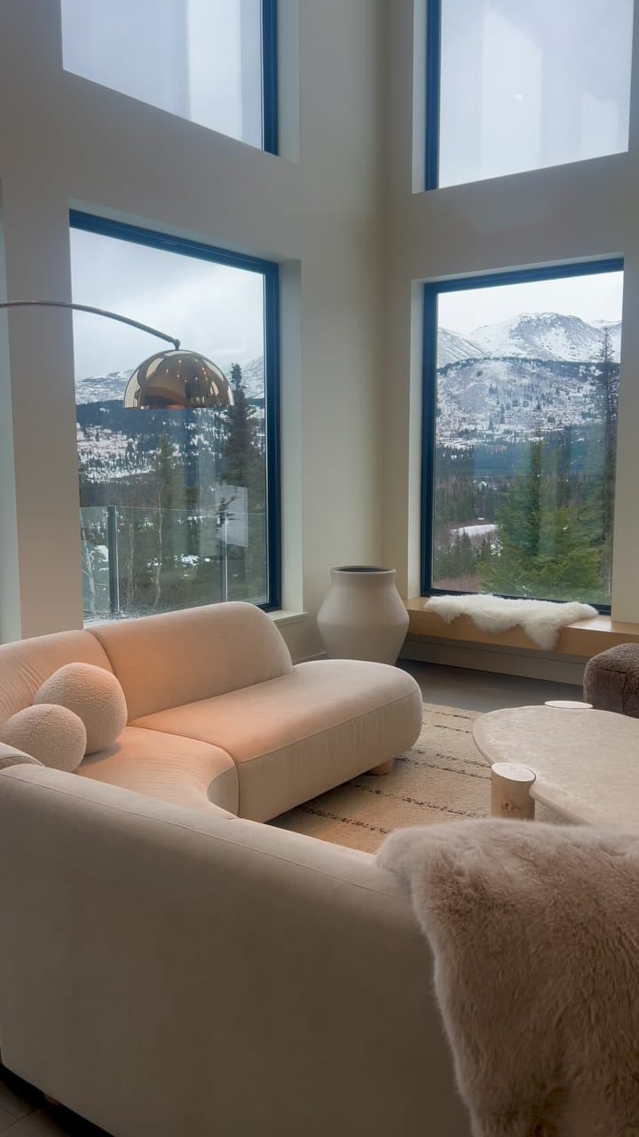 Post 8 by Arctic Birch Interiors on Instagram (video)
