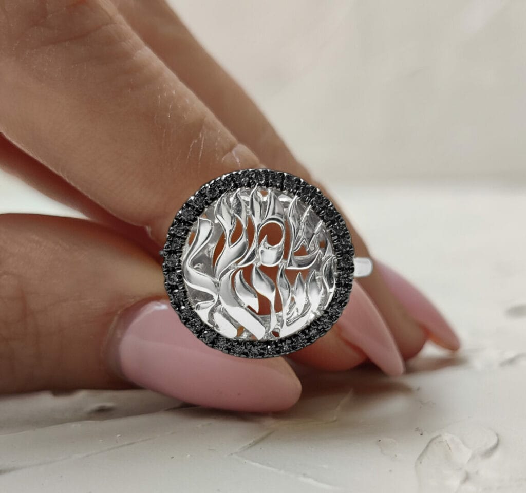 Post 2 by Nadav Art on Instagram (image)