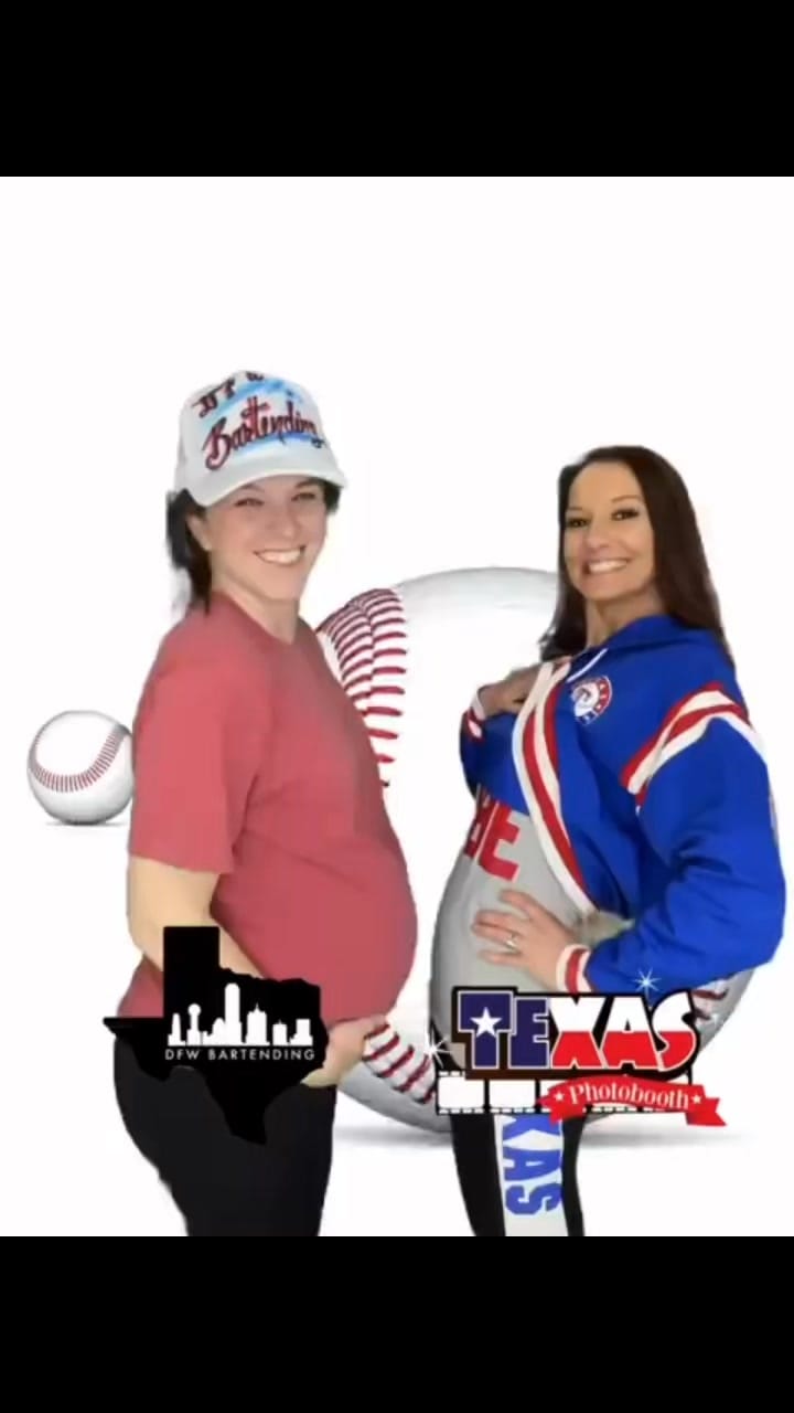 Post 4 by TEXAS PHOTOBOOTH Flower Mound on Instagram (video)