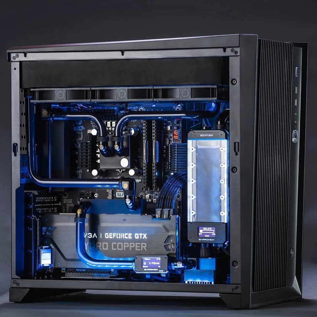 Post 8 by Lyquid PCs on Instagram (carousel)
