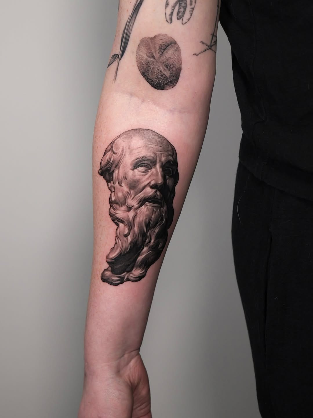 Post 2 by WEIRD TATTOO on Instagram (image)