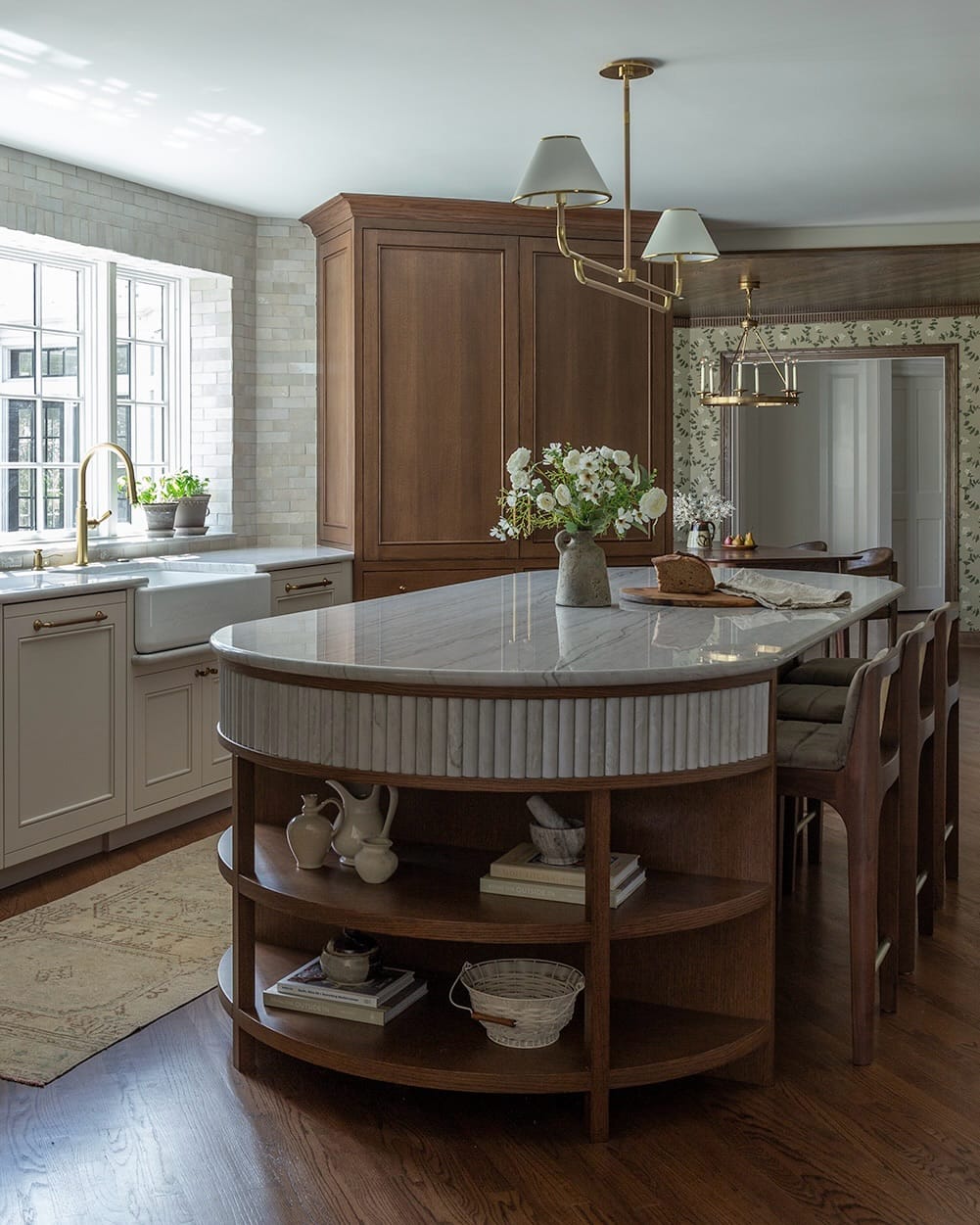 Post 2 by Mimi & Hill design studio on Instagram (carousel)