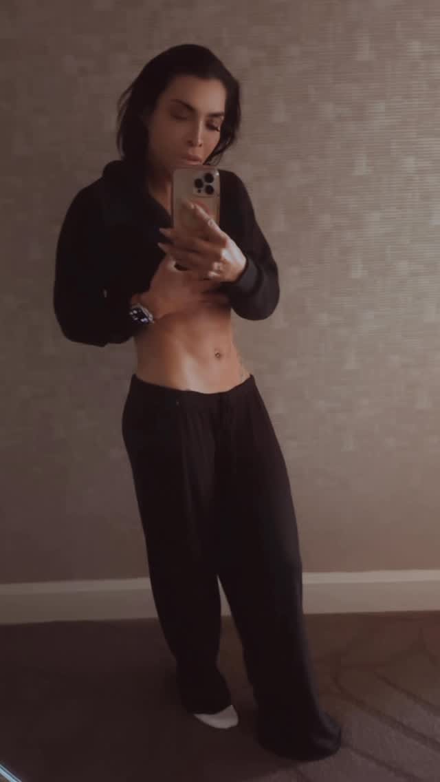 Post 9 by Kim Bierman |Nutritionist & Fitness Coach| IFBB Pro Bikini on Instagram (video)