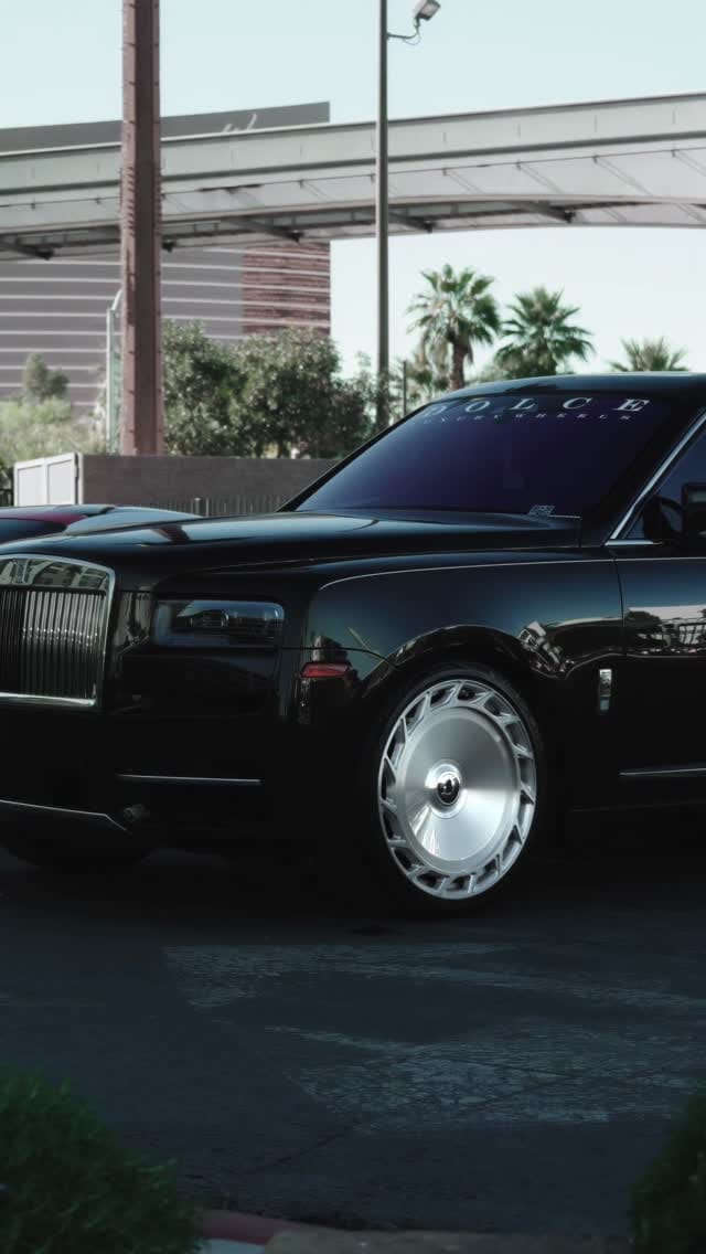 Post 10 by ELITE Audio-Customs-Collision on Instagram (video)