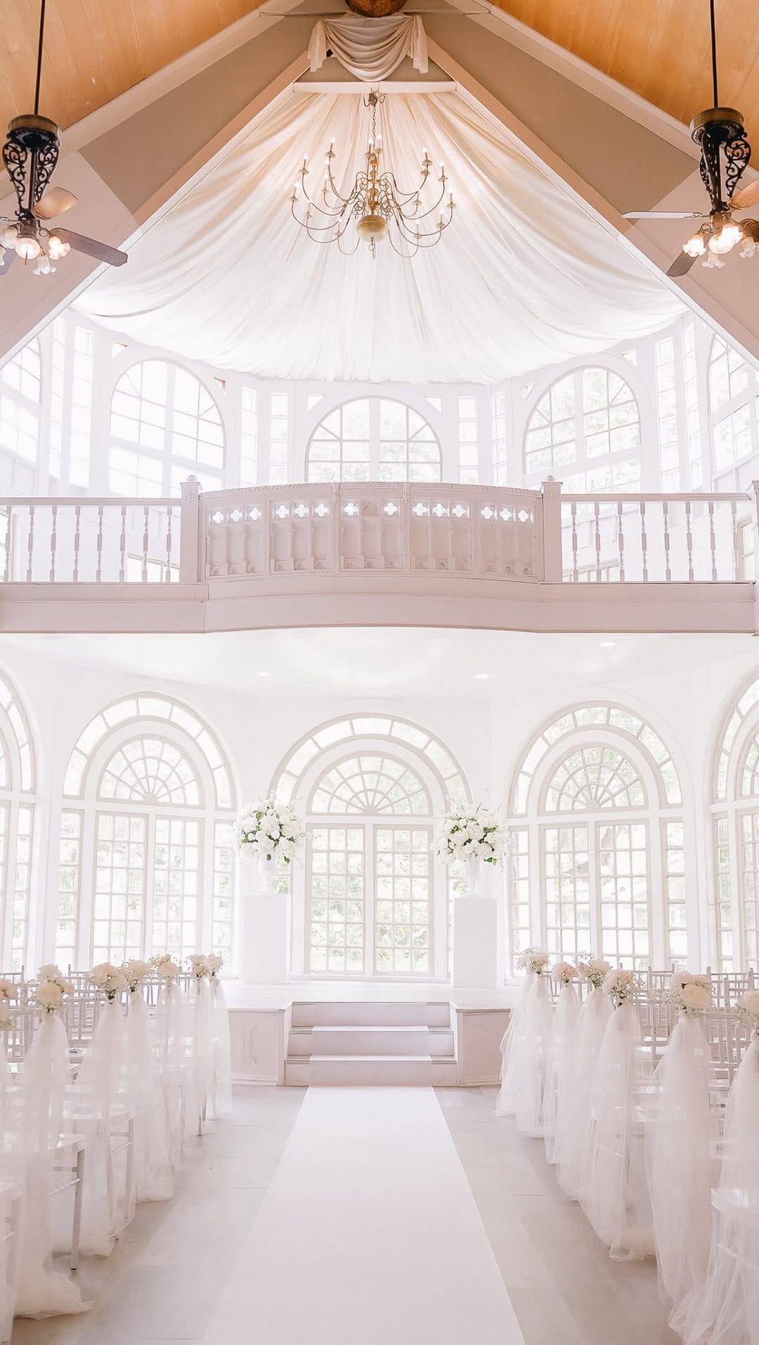 Post 3 by Heaven On Earth Oaks on Instagram (video)