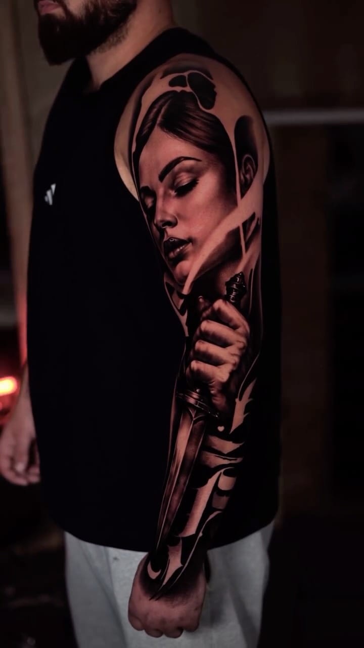 Post 2 by 𝚃𝚎𝚕𝚖𝚊𝚗 𝙴𝚖𝚒𝚗𝚕𝚒 on Instagram (video)