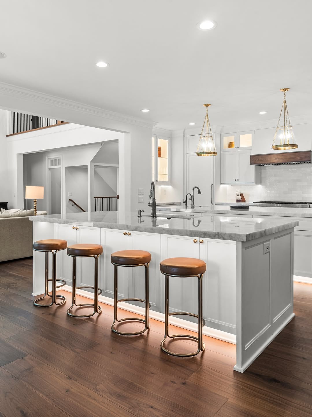 Post 6 by SARAH YERGER INTERIORS on Instagram (carousel)