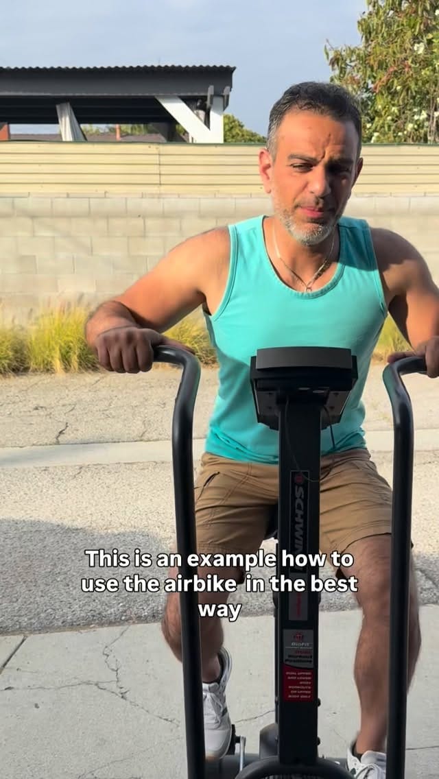 Post 2 by Alex Jamal on Instagram (video)