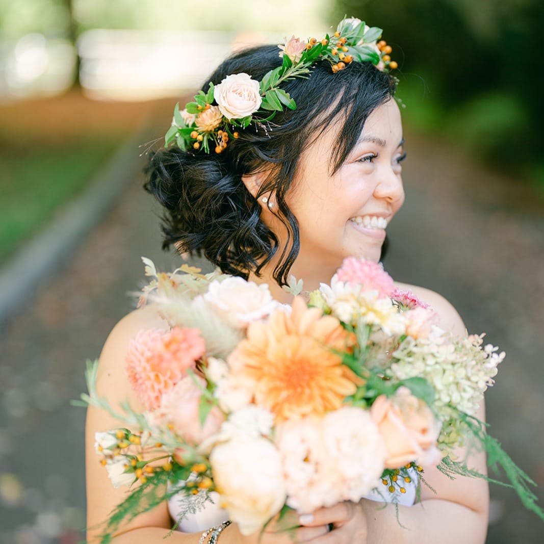 Post 9 by Seattle Tiny Wedding on Instagram (image)