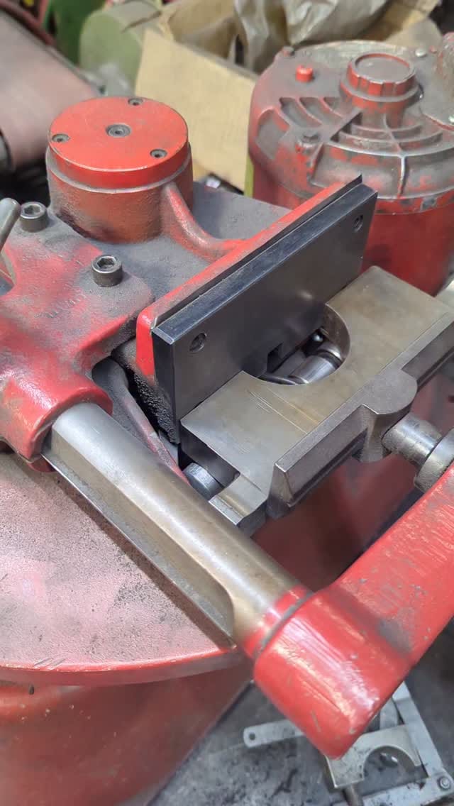 Post 7 by Engine Rebuilders & Supply on Instagram (video)