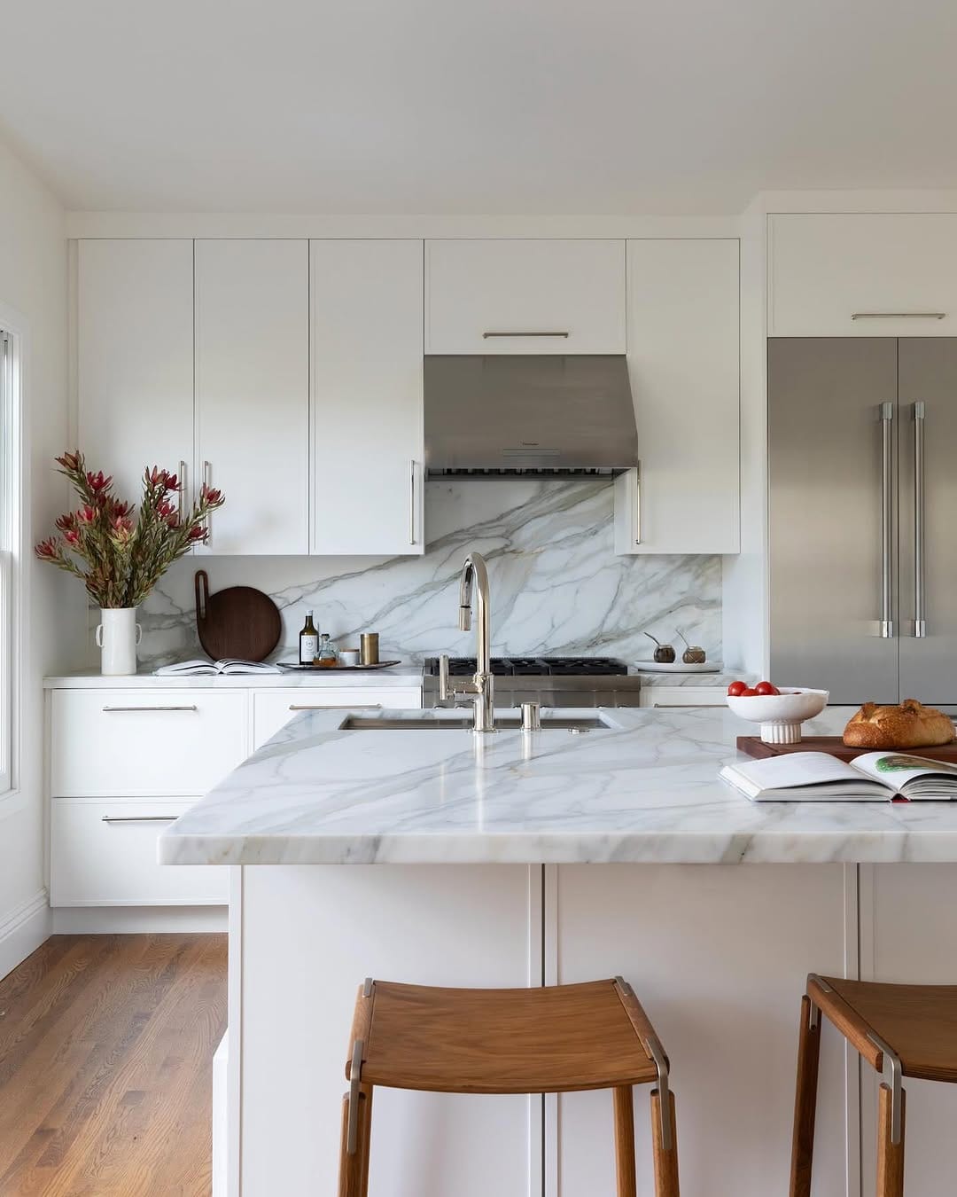 Post 6 by Soledad Alzaga Interior Design on Instagram (carousel)