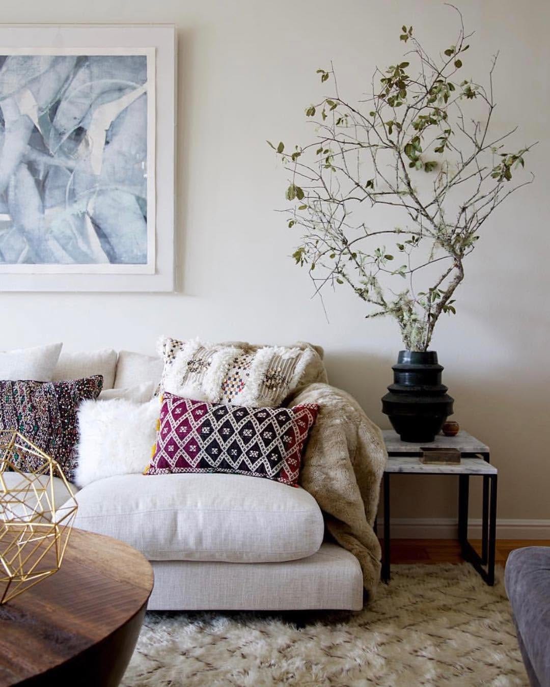 Post 10 by Soledad Alzaga Interior Design on Instagram (image)