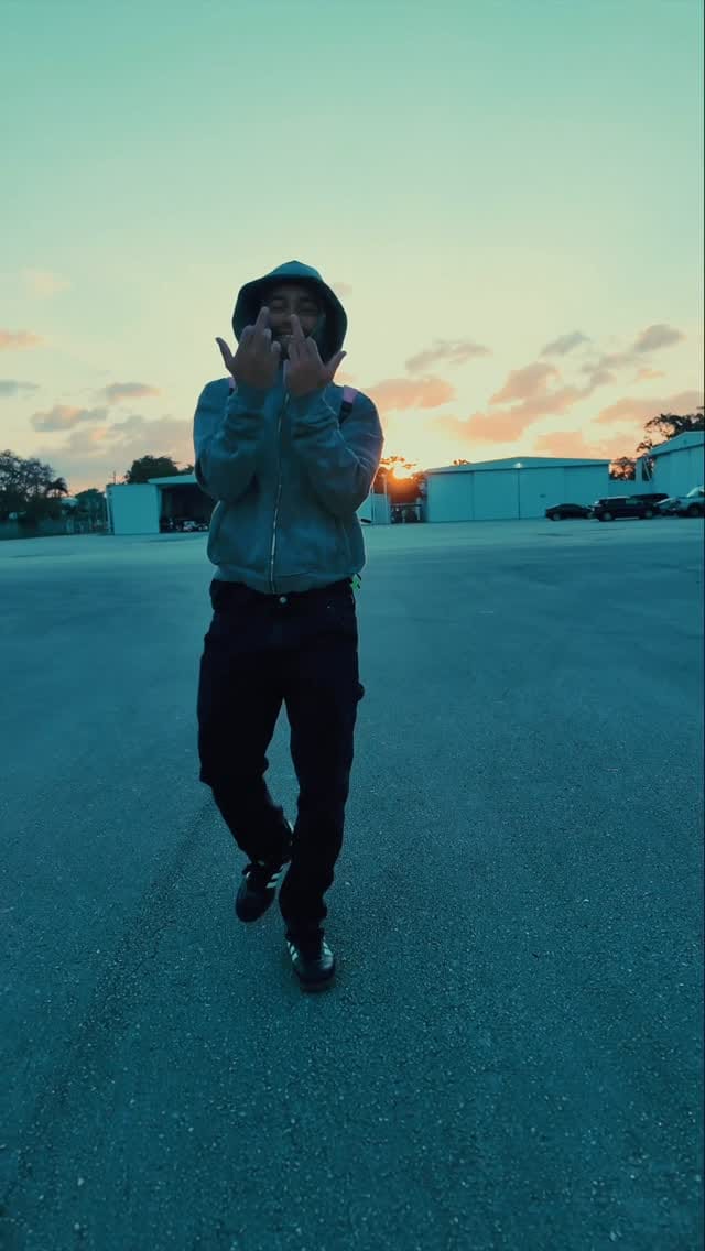 Post 8 by Lucrative Youth 💎 on Instagram (video)