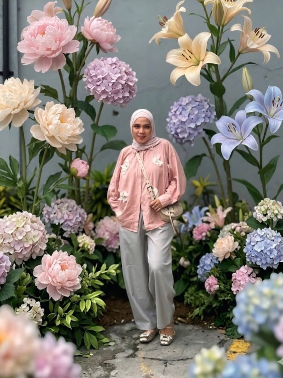 Post 6 by 𝘁𝗮𝘁𝗮 𝗹𝗶𝘁𝘁𝗮 on Instagram (image)