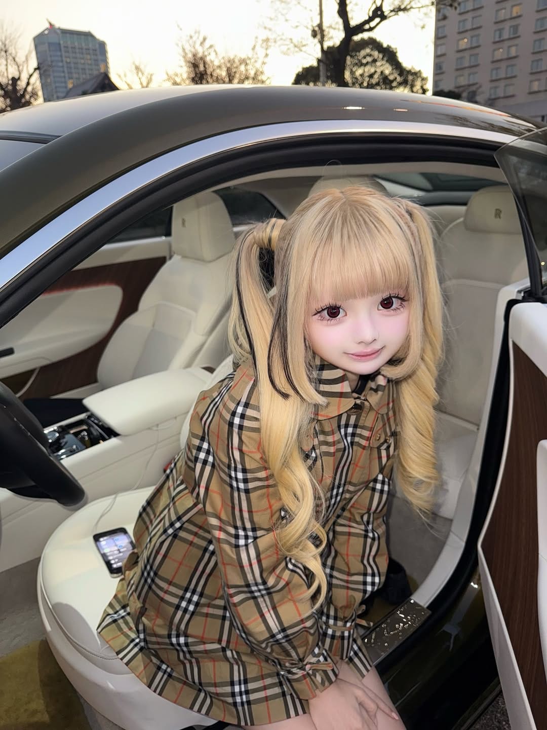 Post 4 by カレンドール on Instagram (carousel)