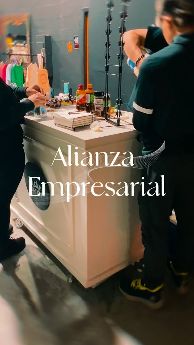 Post 4 by Coloyo’s Food & Grill on Instagram (video)