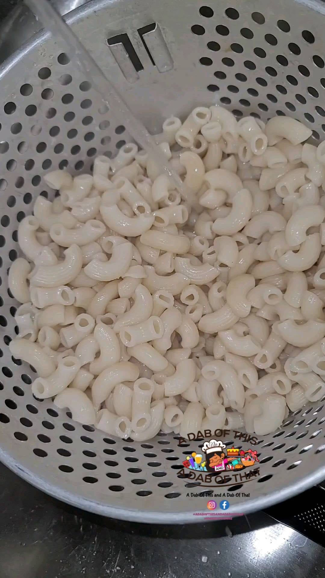 Post 10 by A Dab Of This & A Dab Of That🍹 on Instagram (video)