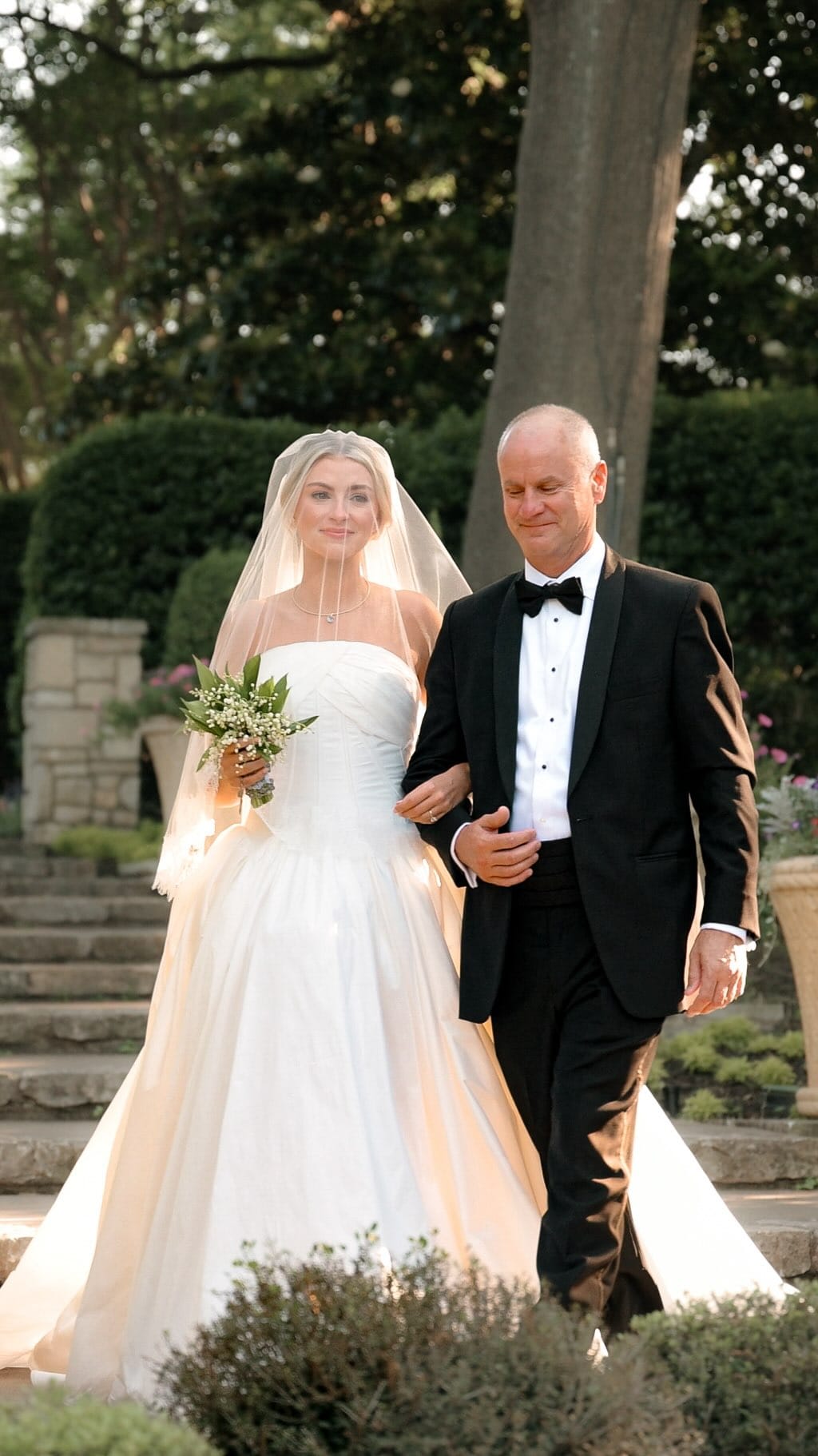 Post 3 by Dallas & NYC Wedding Planner on Instagram (video)