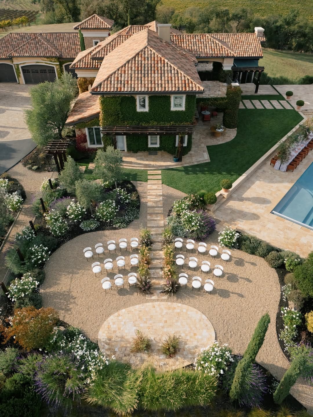 Post 5 by Dallas & NYC Wedding Planner on Instagram (carousel)