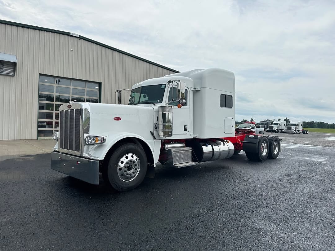 Post 1 by Fitzgerald Peterbilt on Instagram (carousel)