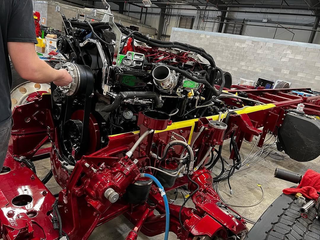 Post 10 by Fitzgerald Peterbilt on Instagram (image)